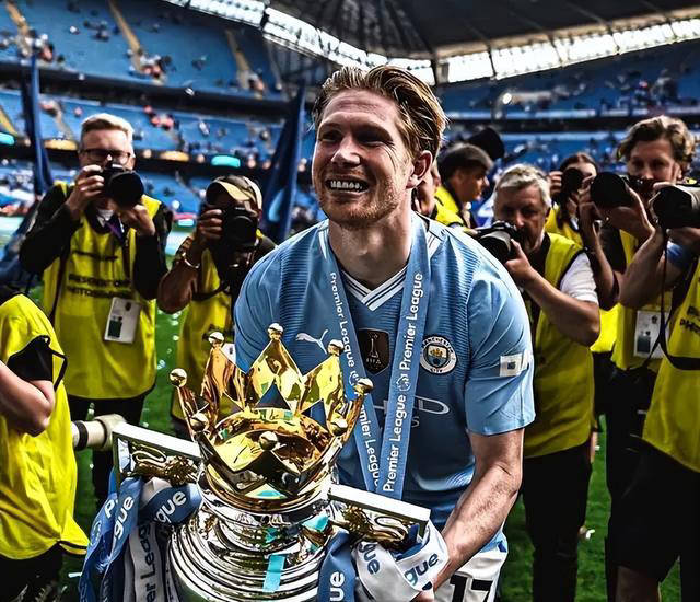 德布劳内意外战胜DWG，重返赛场引爆全场！的简单介绍