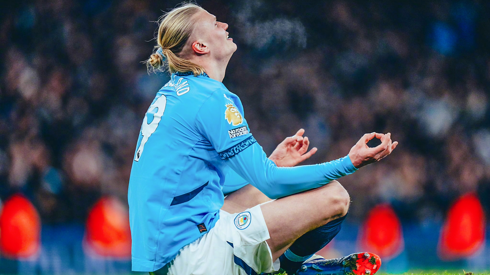 开云-哈兰德迎来十赛季出色发挥，曼联观众热烈欢呼！-开云